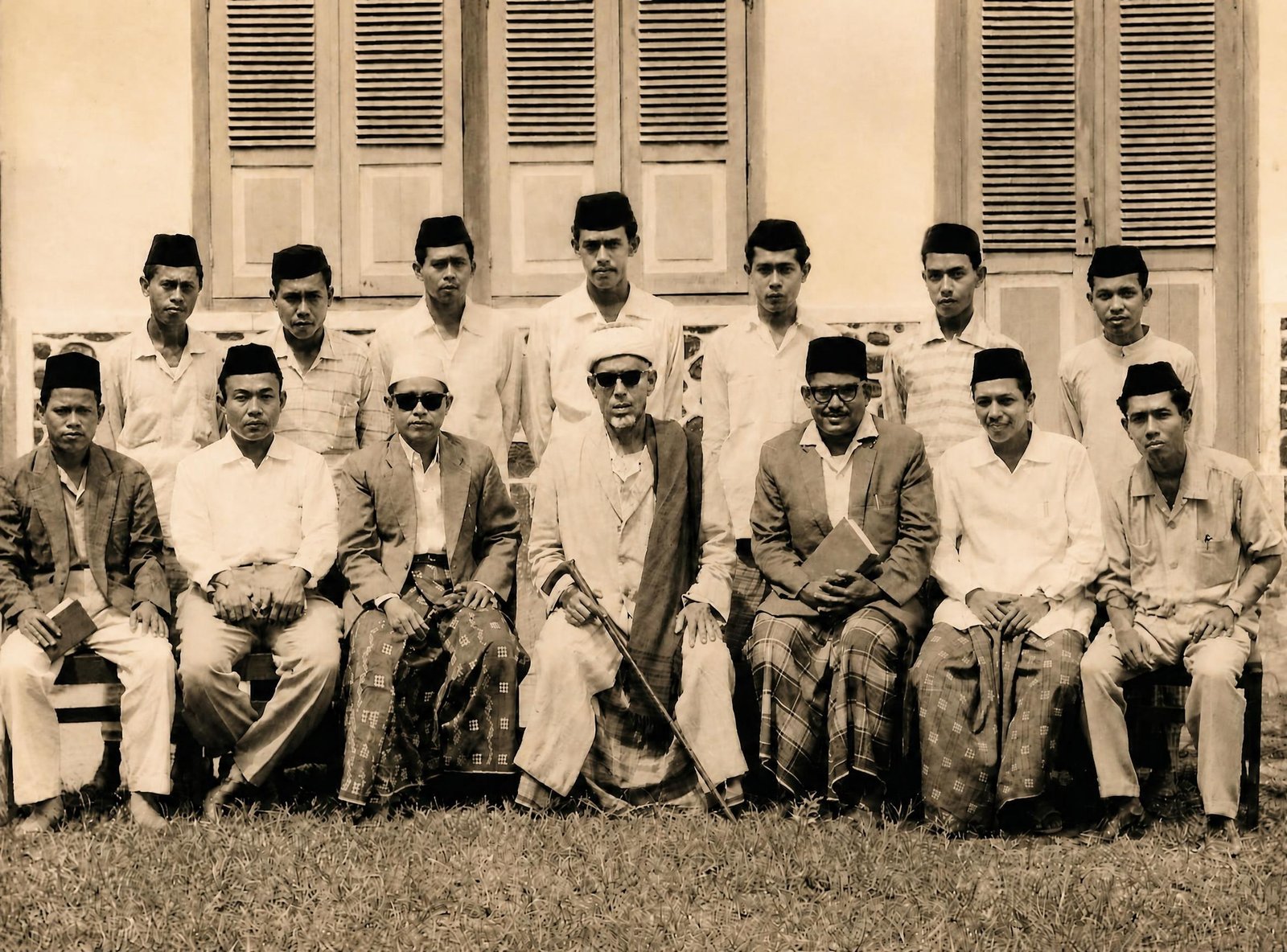 Foto bersama para murid